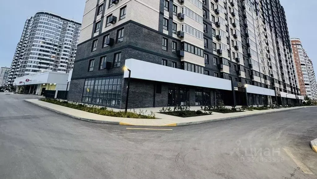 Торговая площадь в Краснодарский край, Краснодар бул. Адмиралтейский, ... - Фото 2