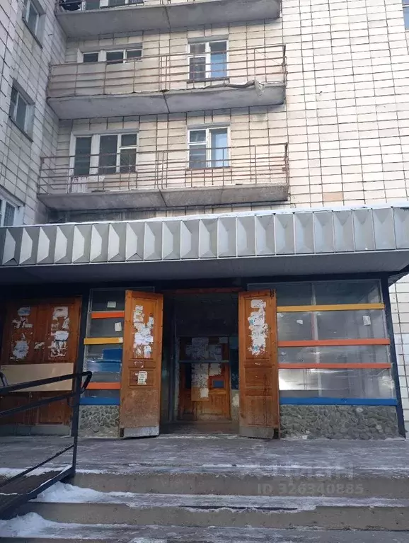 Комната Омская область, Омск Радуга мкр, ул. 11-я Чередовая, 5 (18.0 ... - Фото 1