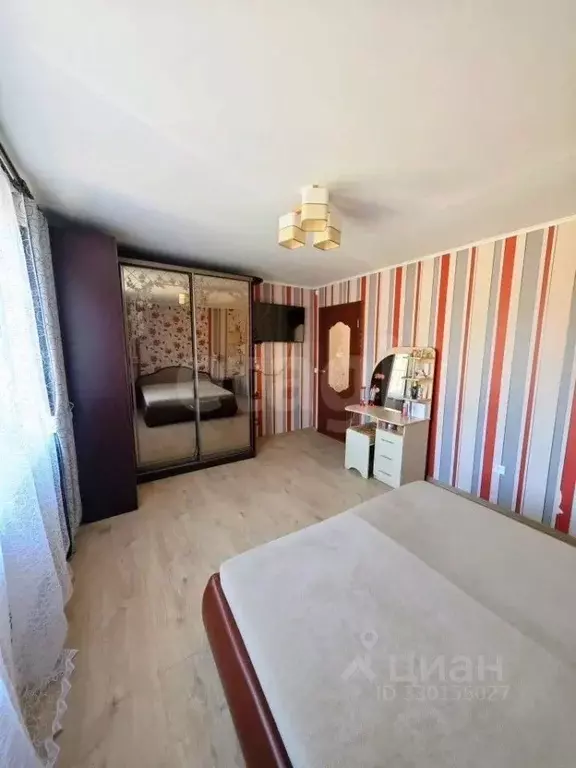 3-к кв. Псковская область, Пушкинские Горы рп ул. Пушкинская, 29Г ... - Фото 1