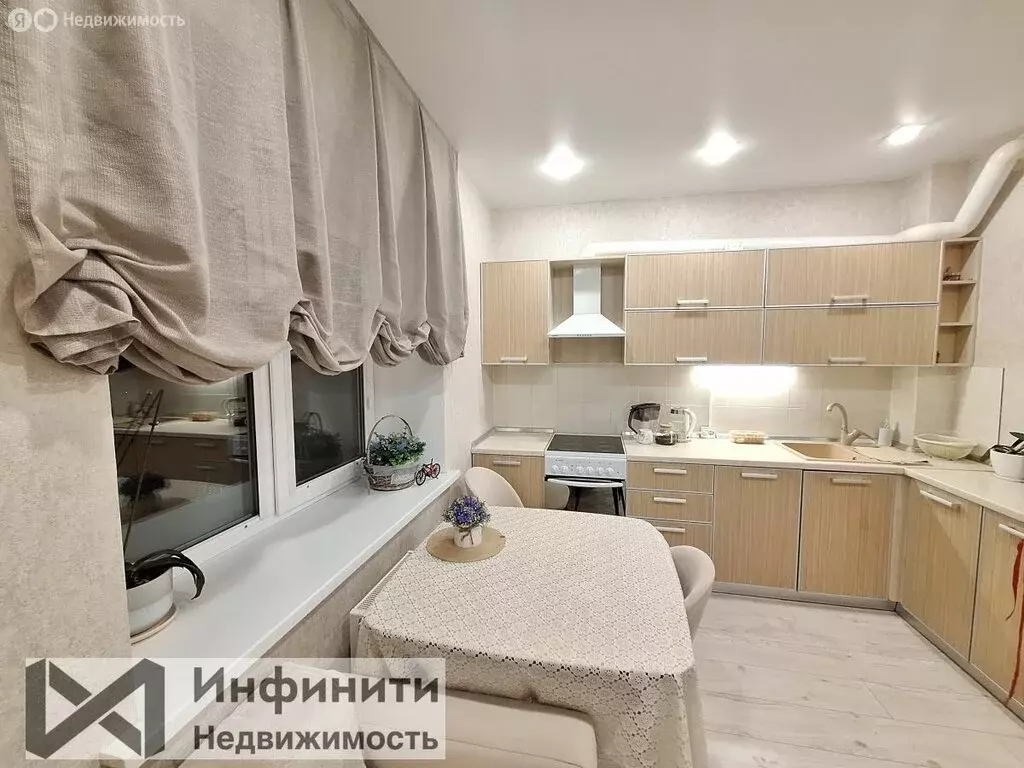 3-комнатная квартира: Ставрополь, улица Ленина, 417И (78.5 м) - Фото 0