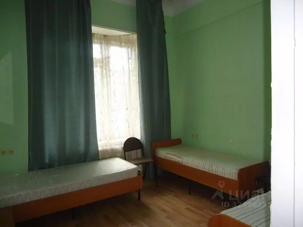 Помещение свободного назначения в Красноярский край, Назарово ул. ... - Фото 1