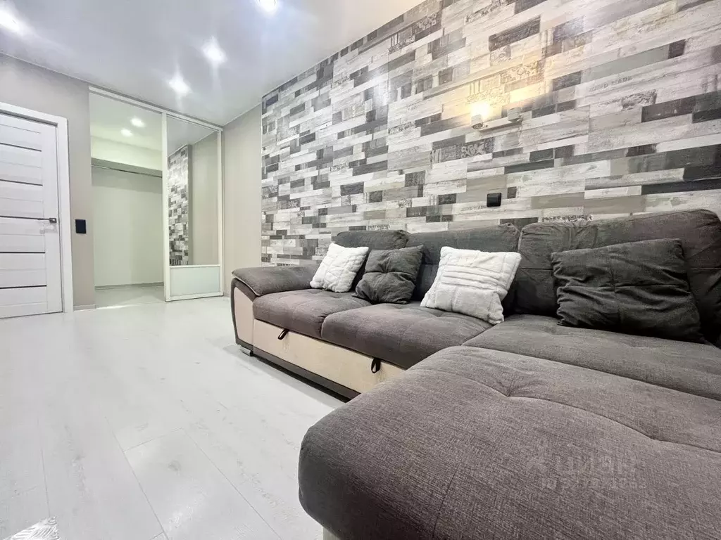 3-к кв. Свердловская область, Екатеринбург ул. Московская, 75 (85.0 м) - Фото 2