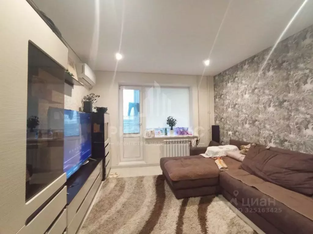 2-к кв. Брянская область, Брянск Советская ул., 103 (61.0 м) - Фото 0