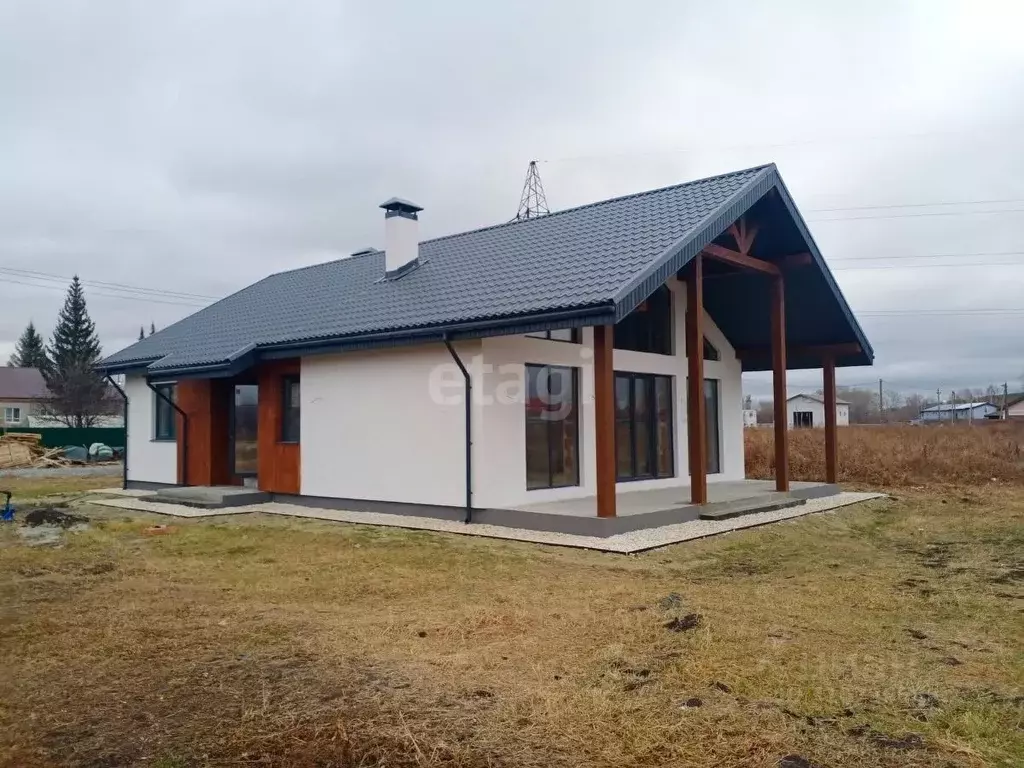 Дом в Свердловская область, Сысертский городской округ, пос. Большой ... - Фото 0