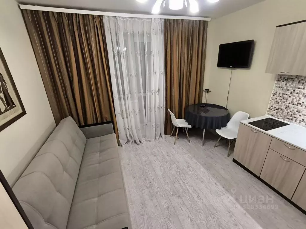 Студия Тюменская область, Тюмень ул. Верхнетарманская, 3 (21.0 м) - Фото 1