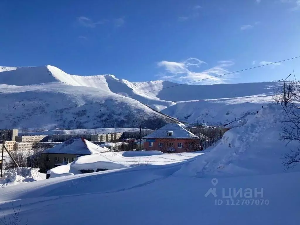 Комната Мурманская область, Кировск Парковая ул., 9 (10.0 м) - Фото 1