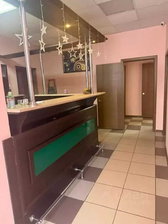 Помещение свободного назначения в Татарстан, Набережные Челны ул. ... - Фото 1