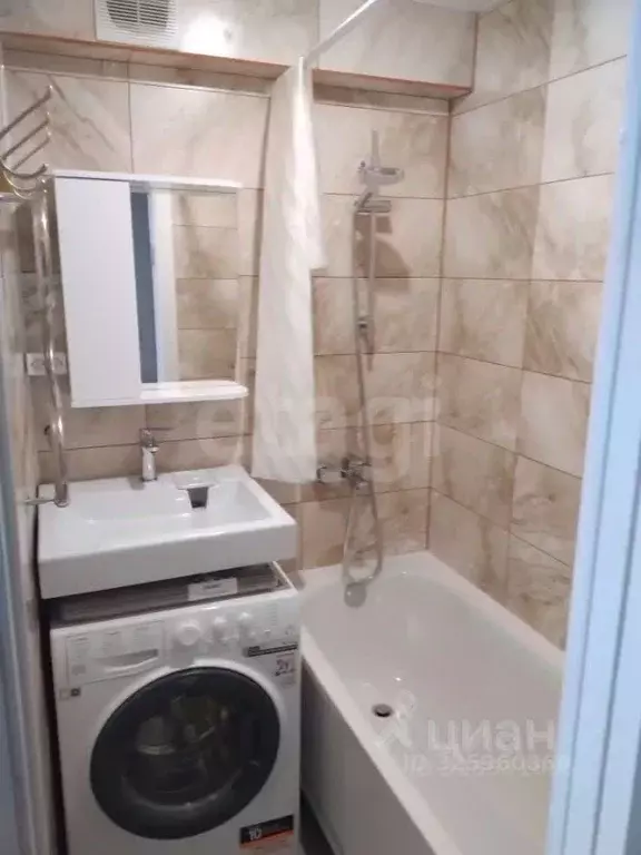 3-к кв. Краснодарский край, Краснодар Фестивальный мкр, ул. ... - Фото 2