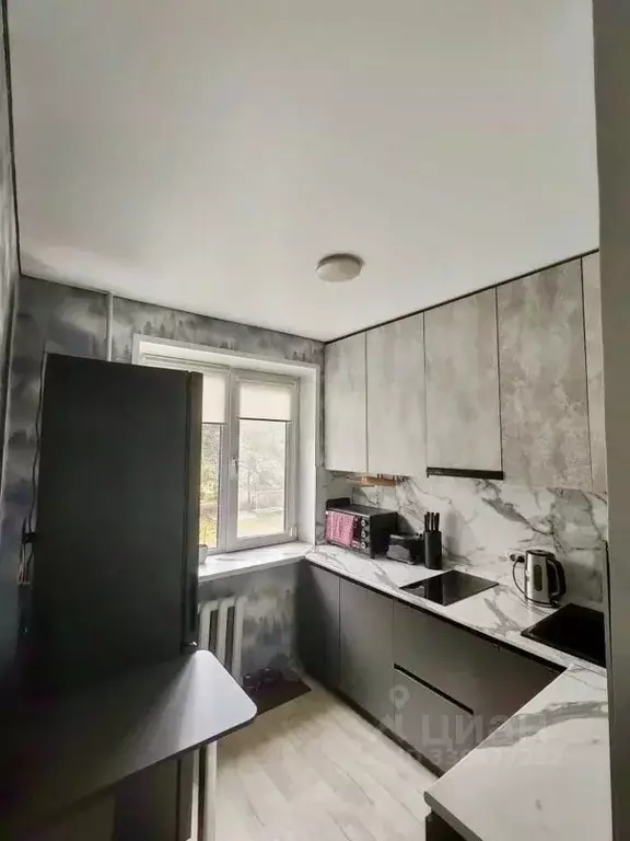 2-к кв. Хакасия, Абакан ул. Тельмана, 84 (44.0 м) - Фото 1