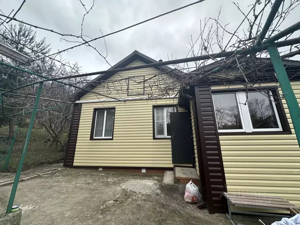 Дом в Краснодарский край, Туапсе Вольная ул., 18 (44 м) - Фото 1