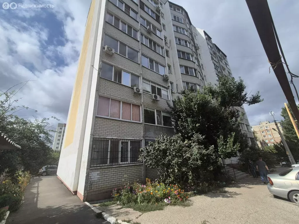 1-комнатная квартира: Саратов, улица имени Ф.А. Блинова, 4 (38 м) - Фото 0