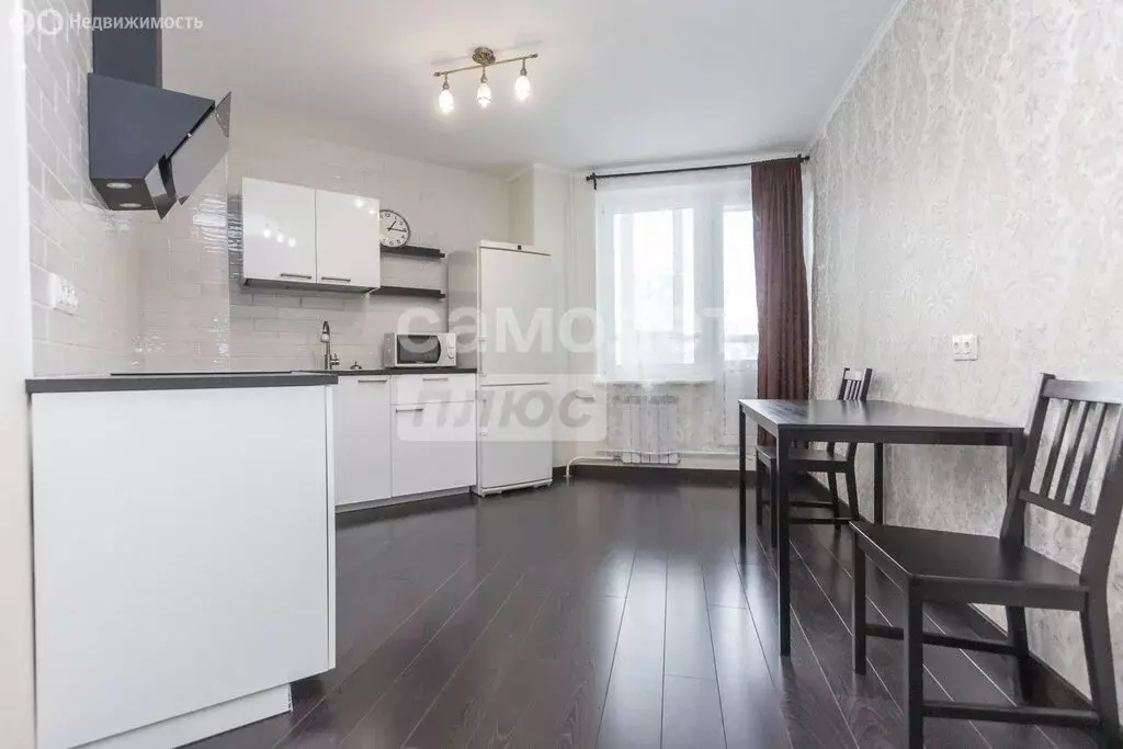 1-комнатная квартира: Уфа, улица Заки Валиди, 58 (55.1 м) - Фото 1