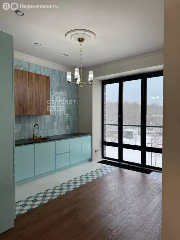 3-комнатная квартира: Москва, улица Академика Челомея, 1А (65 м) - Фото 1