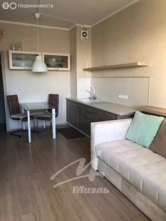 Квартира-студия: посёлок городского типа Голубое, Трёхсвятская улица, ... - Фото 1