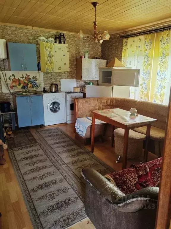 1-к кв. Новгородская область, пос. Батецкий ул. Зосимова, 19 (36.0 м) - Фото 1