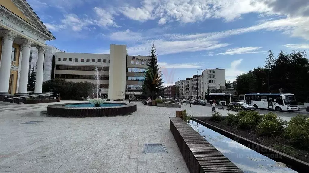 Офис в Башкортостан, Уфа ул. Ленина, 32 (2433 м) - Фото 1