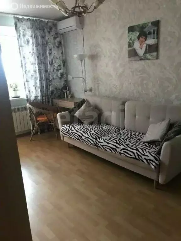 3-комнатная квартира: Белгород, улица Есенина, 12 (71.2 м) - Фото 2