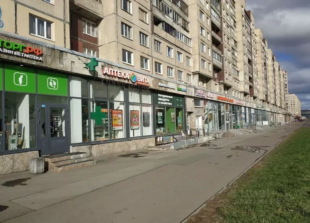 Торговая площадь в Санкт-Петербург просп. Большевиков, 9К1 (81 м) - Фото 2