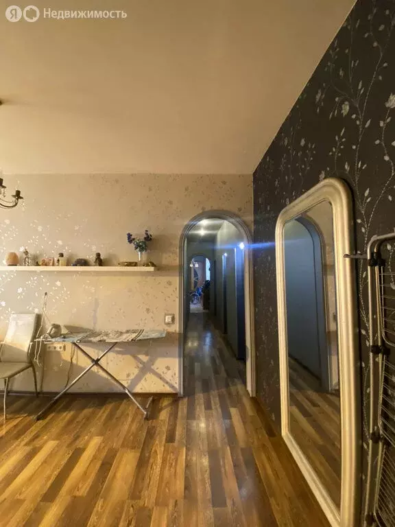 4-комнатная квартира: Санкт-Петербург, 14-я линия Васильевского ... - Фото 2