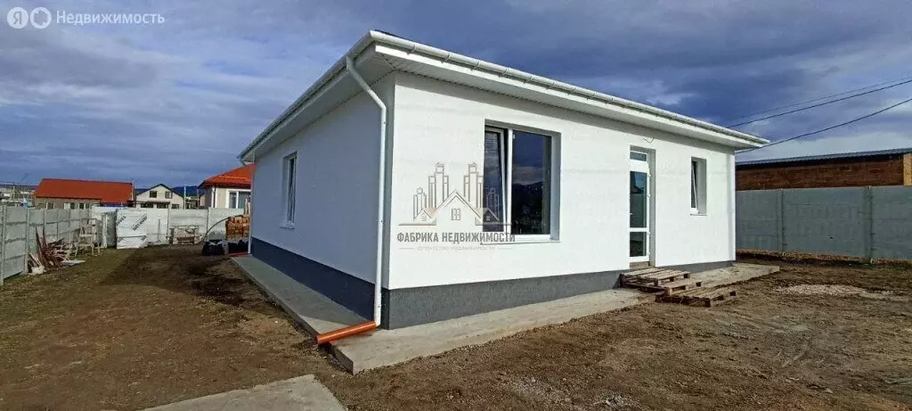 Дом в Доброе, улица Яшлык (125 м) - Фото 1