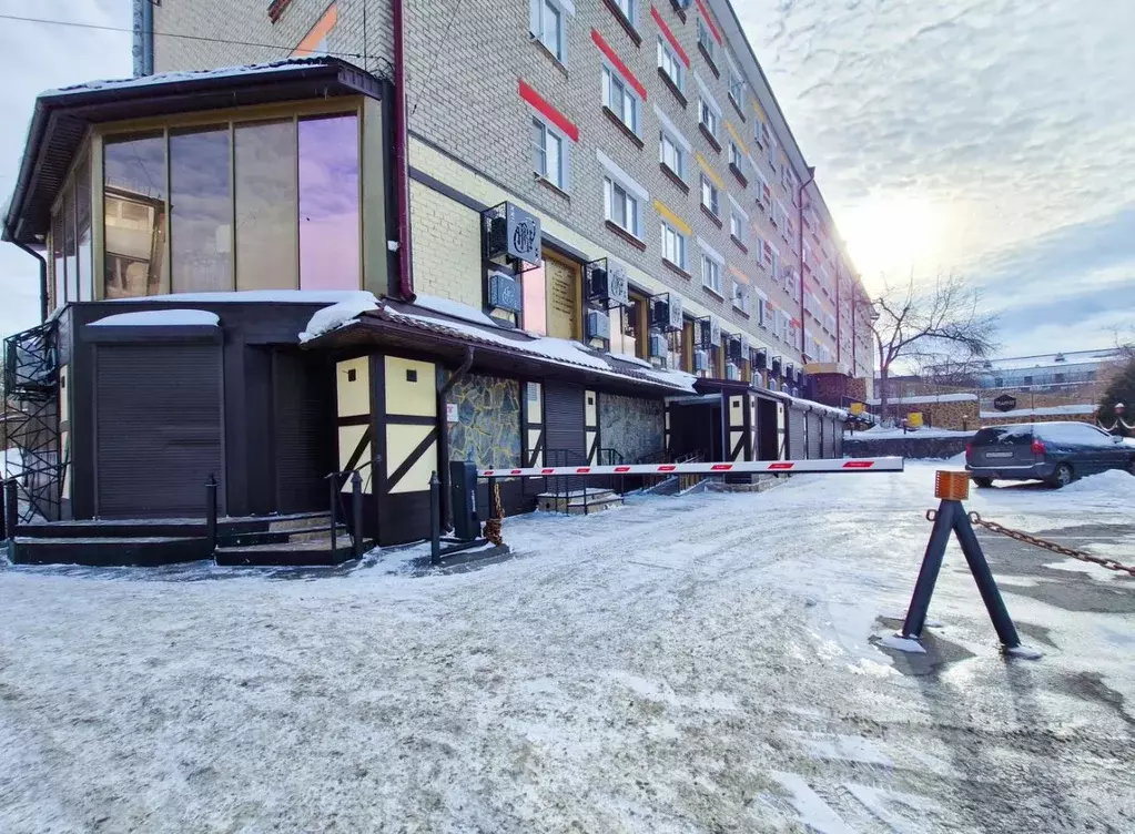 Помещение свободного назначения в Свердловская область, Первоуральск ... - Фото 1