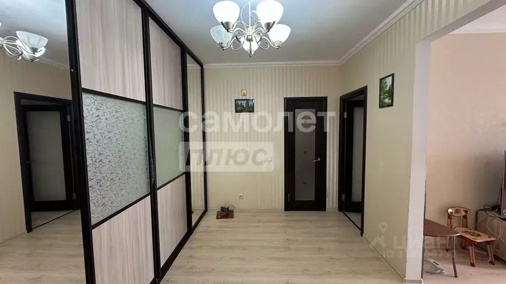 2-к кв. Курская область, Курск ул. Карла Либкнехта, 22 (68.4 м) - Фото 0