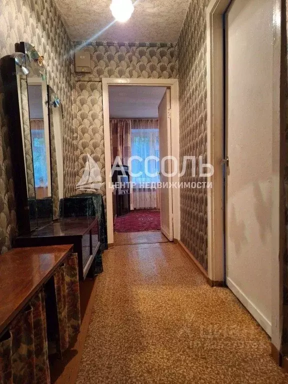 3-к кв. Омская область, Омск Городок Нефтяников мкр, ул. Волкова, 15 ... - Фото 1