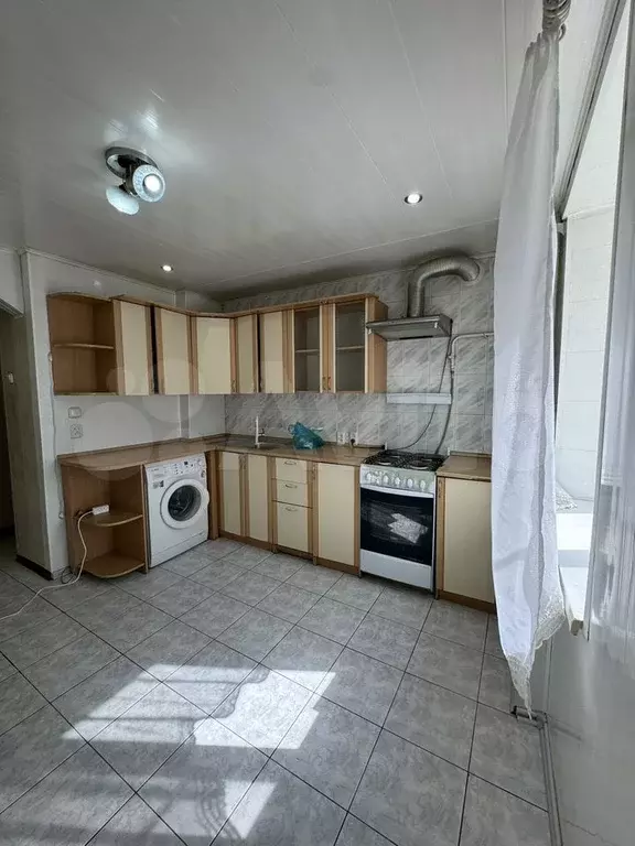 3-к. квартира, 80 м, 3/9 эт. - Фото 1