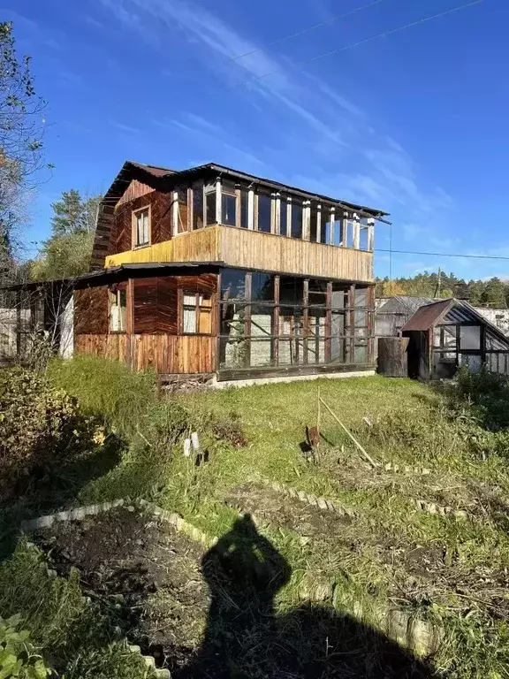 Дом в Свердловская область, Верхняя Пышма ул. Менделеева (36 м) - Фото 1