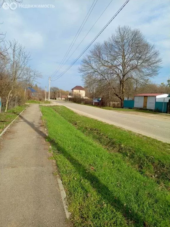 Участок в Мостовский район, Губское сельское поселение, станица ... - Фото 0