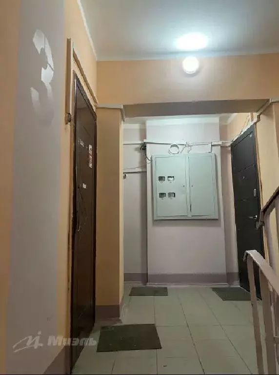 Продается 2-комнатная квартира - Фото 1