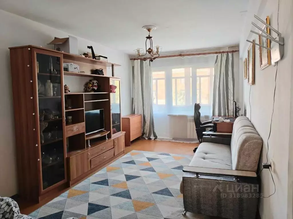 2-к кв. Бурятия, Улан-Удэ Стеклозавод мкр, ул. Силикатная, 5 (48.6 м) - Фото 0