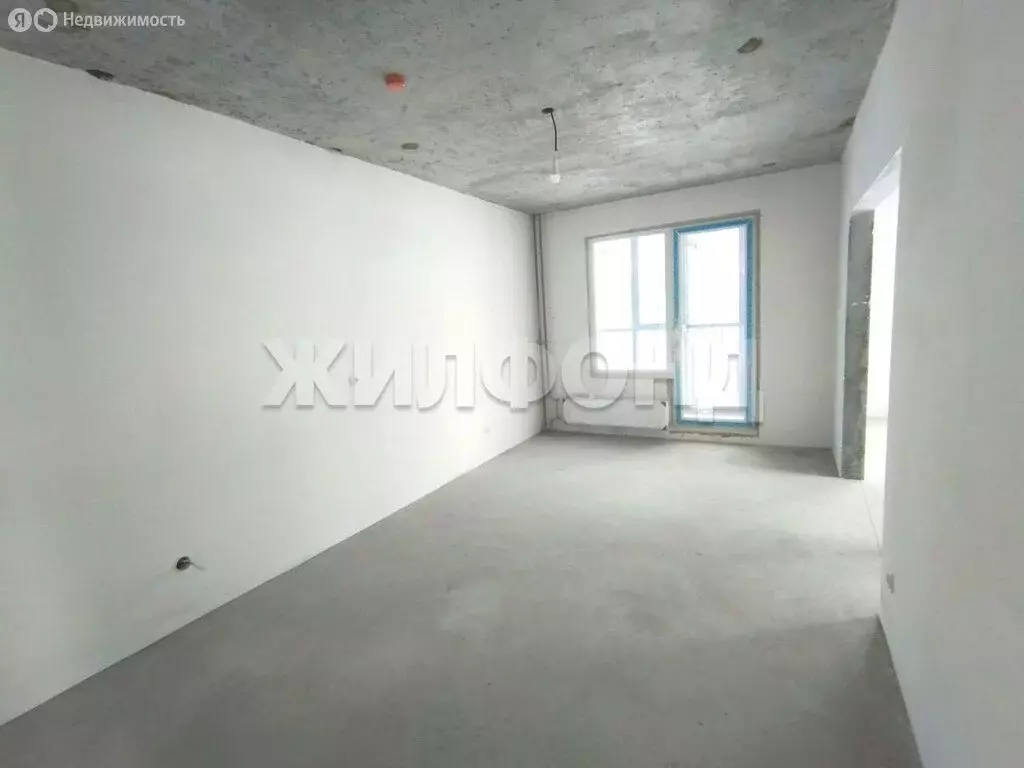 Квартира-студия: Мочищенский сельсовет, посёлок Озёрный, микрорайон ... - Фото 1