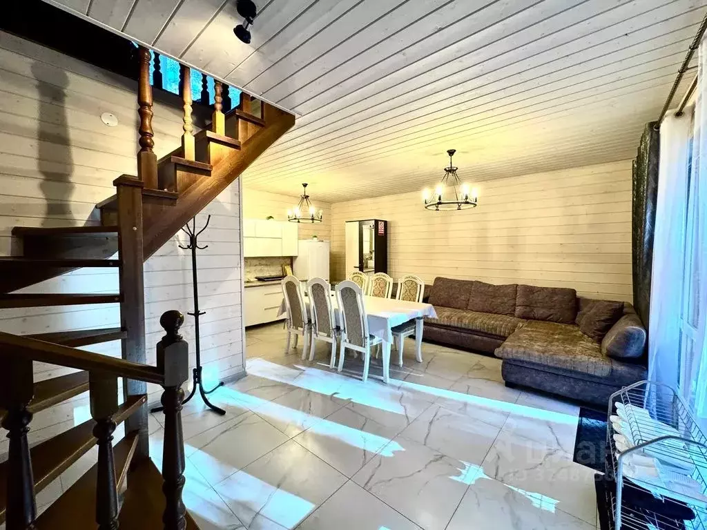 Дом в Кабардино-Балкария, Эльбрусский район, с. Терскол ул. Лесная, ... - Фото 1