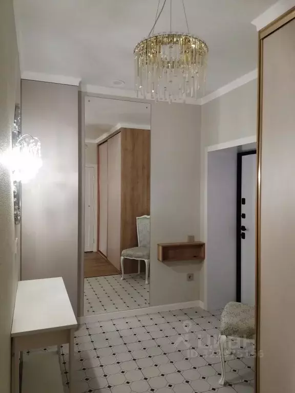 3-к кв. Омская область, Омск ул. Гусарова, 48 (71.45 м) - Фото 1