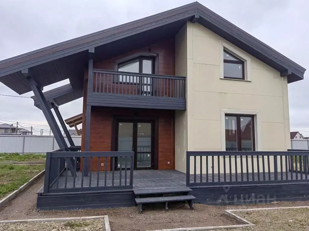 Дом в Ленинградская область, Ломоносовский район, Кипенское с/пос, д. ... - Фото 1