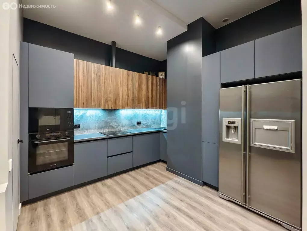 2-комнатная квартира: Тюмень, улица Вице-адмирала Воронцова, 1 (66 м) - Фото 2