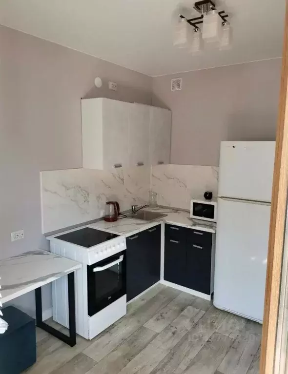 1-к кв. Красноярский край, Красноярск ул. Петра Ломако, 16 (40.0 м) - Фото 1