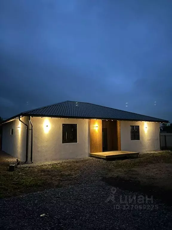 Коттедж в Ленинградская область, Гатчинский муниципальный округ, д. ... - Фото 2