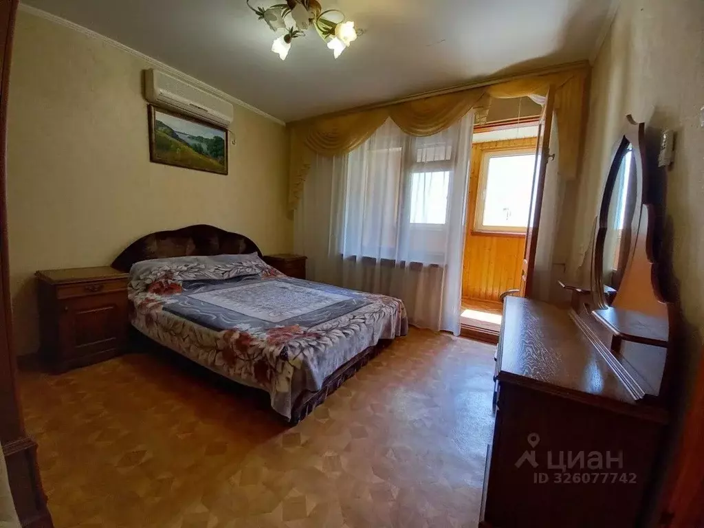 3-к кв. Севастополь ул. Астана Кесаева, 5/3 (75.0 м) - Фото 1