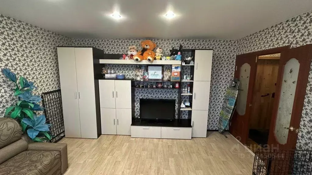 2-к кв. Свердловская область, Первоуральск муниципальный округ, пос. ... - Фото 2