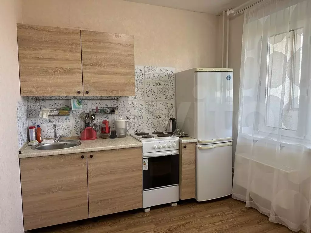 1-к. квартира, 40 м, 9/10 эт. - Фото 0