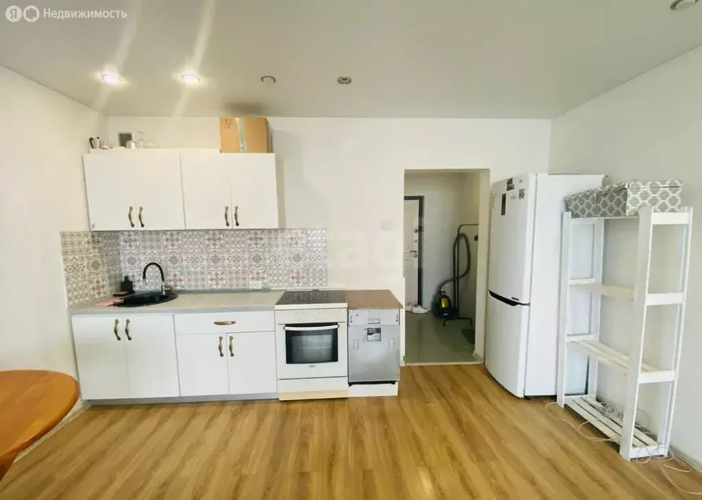 Квартира-студия: Новосибирск, Плющихинская улица, 10 (32.6 м) - Фото 1