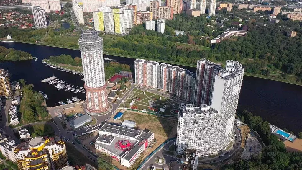 Гараж в Московская область, Химки ул. Кудрявцева, 14 (16 м) - Фото 0