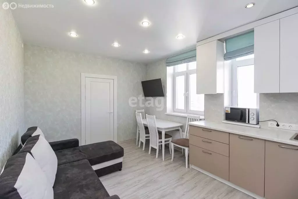 1-комнатная квартира: Тюмень, Алматинская улица, 4 (37 м) - Фото 1