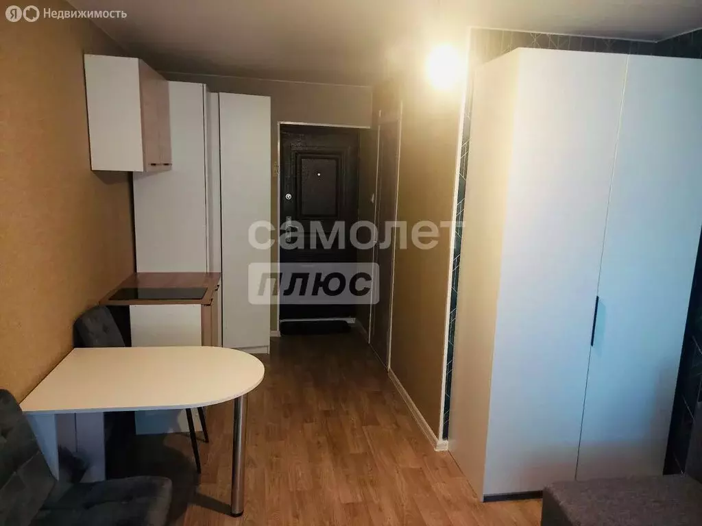 1к в -комнатной квартире (18 м) - Фото 0