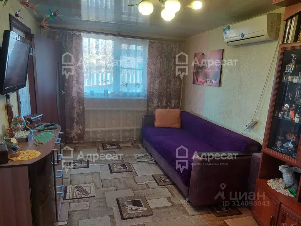 Дом в Волгоградская область, Волгоград ул. Джамбула Джабаева (65 м) - Фото 1