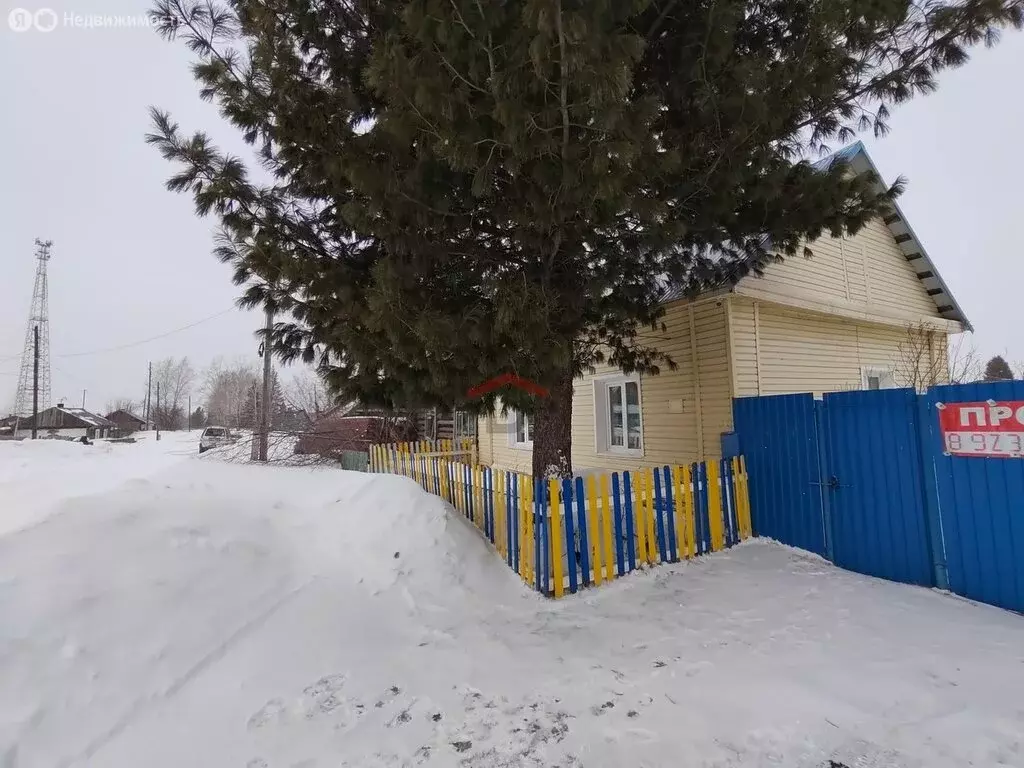 Дом в село Балахтон, улица Комарова, 12 (45 м) - Фото 1