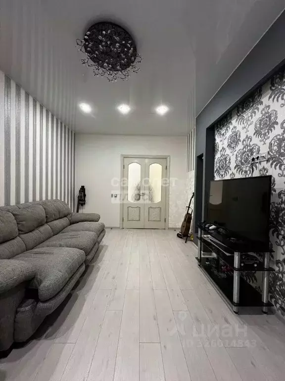 2-к кв. Иркутская область, Иркутск Киренская ул., 55/1 (55.6 м) - Фото 2