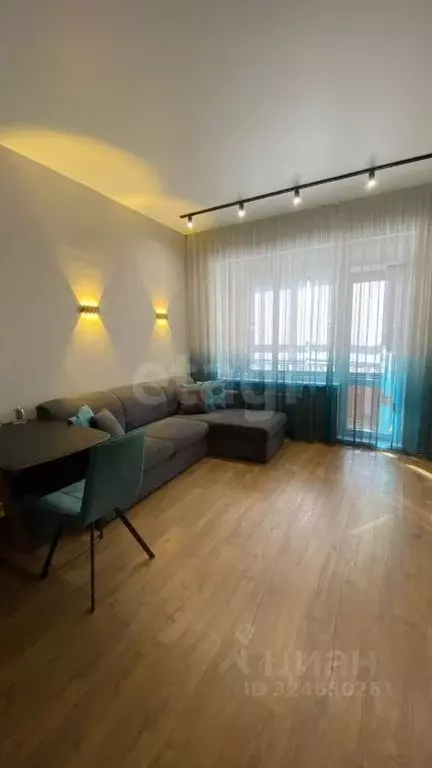 2-к кв. Удмуртия, Ижевск ул. Имени В.С. Тарасова, 1 (38.4 м) - Фото 1